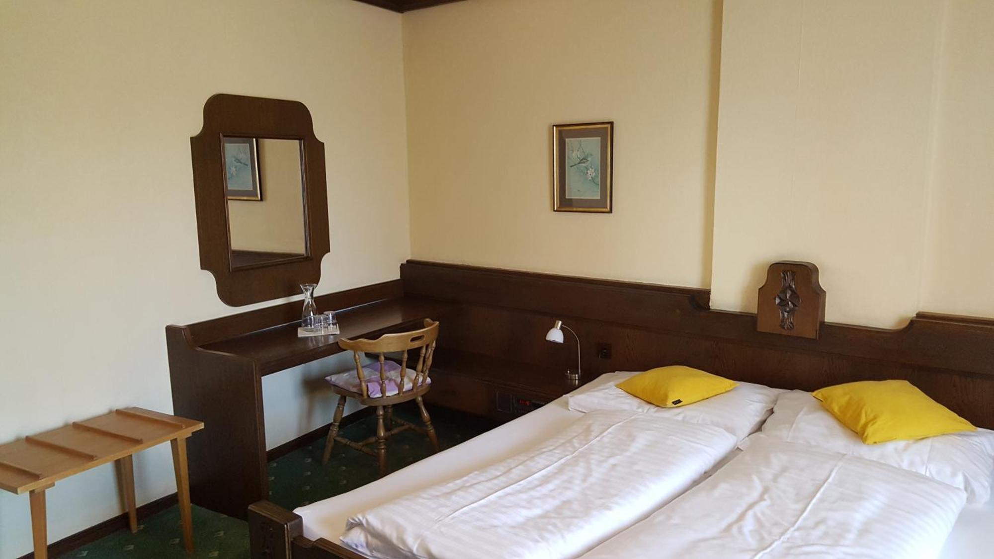 Hotel Kanz フィラハ エクステリア 写真