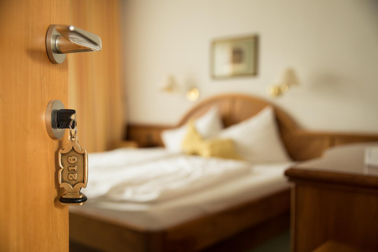 Hotel Kanz フィラハ エクステリア 写真